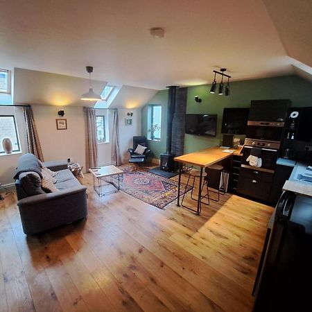 The Smithy Apartment Илкли Екстериор снимка