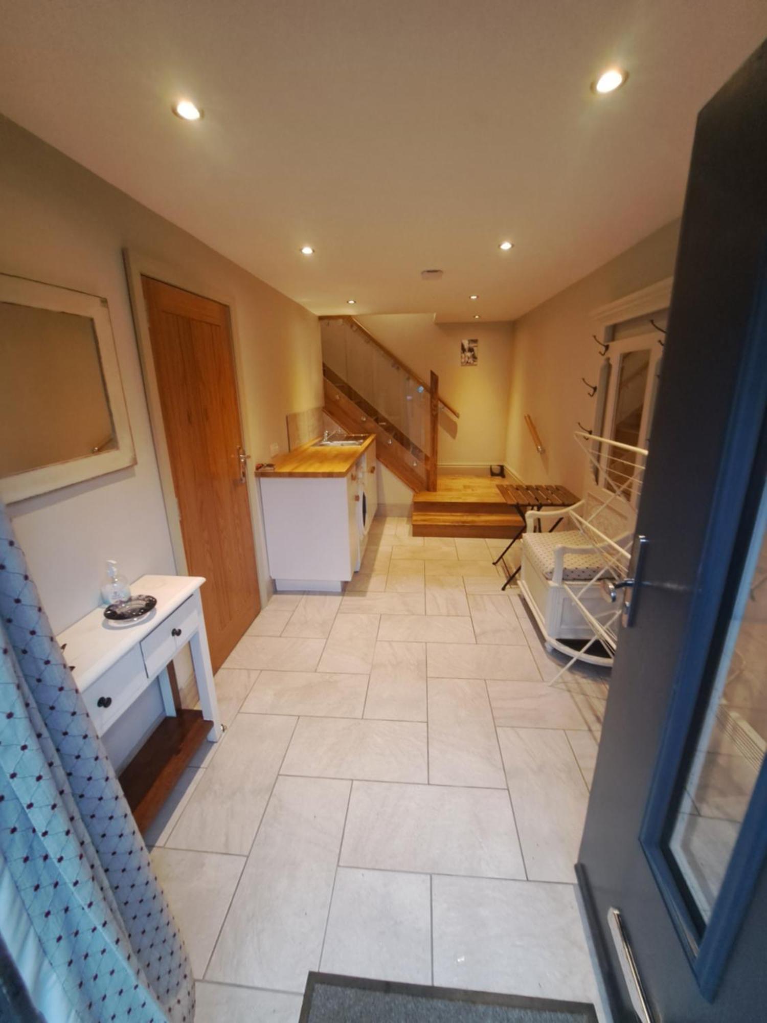 The Smithy Apartment Илкли Екстериор снимка
